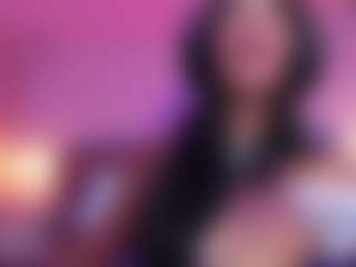 Live cam show with SweetieCloe - Naked on mypornchat.com