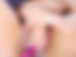 Live cam show with Cata-Santanaa - Princess on Camsoda