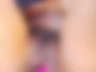 Cata-Santanaa's Live Sex Cam Show