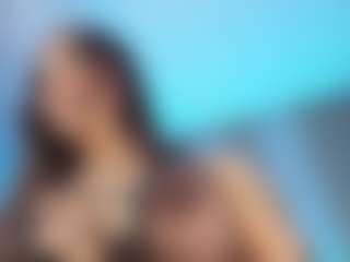 Live cam show with Maggietime - Shaved on Camsoda.co