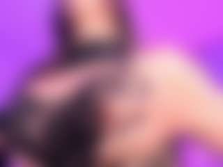 Live cam show with Maggietime - Cono Afeitado on Camsoda