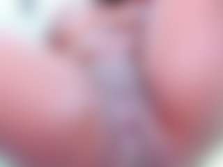 Live cam show with Karina - Living Room on thefappeningchat.com