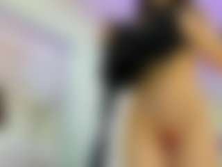 YanaMiana's Live Sex Cam Show
