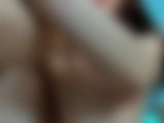 Live cam show with YanaMiana - Ukrainian on UwU Esports | romania