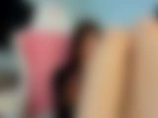 Live cam show with YanaMiana - Toes on Camsoda