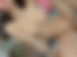 Live cam show with YanaMiana - Spinthewheel on livesuperchat.net