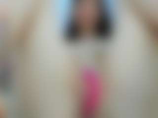 YanaMiana's Live Sex Cam Show
