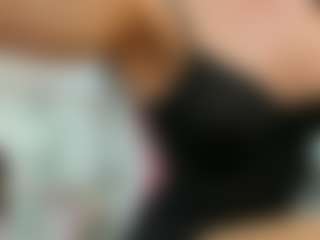 YanaMiana's Live Sex Cam Show