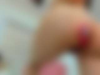YanaMiana's Live Sex Cam Show