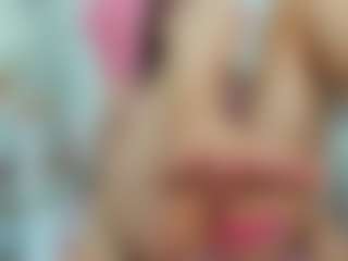 YanaMiana's Live Sex Cam Show