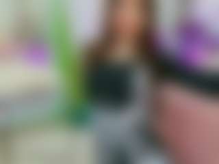 Live cam show with YanaMiana - Upskirt on Cam Slut