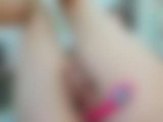 YanaMiana's Live Sex Cam Show