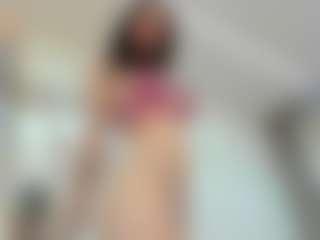 Live cam show with YanaMiana - Toes on Camsoda