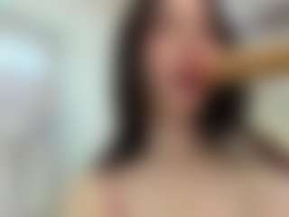 YanaMiana's Live Sex Cam Show