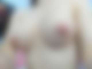 YanaMiana's Live Sex Cam Show