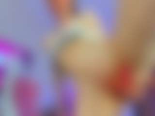 Live cam show with YanaMiana - Toes on Soda Cam