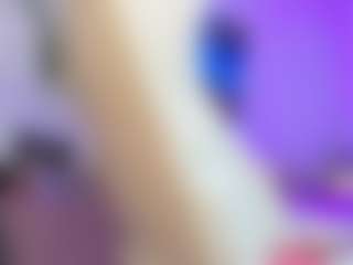 YanaMiana's Live Sex Cam Show