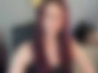 Live cam show with emmaTease94 - Nonnude on chickslive.net