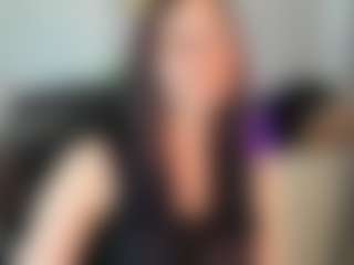 Live cam show with emmaTease94 - Highheels on StripNow