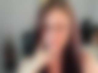 emmaTease94's Live Sex Cam Show