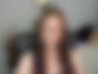 Live cam show with emmaTease94 - Toes on Camiplay Live