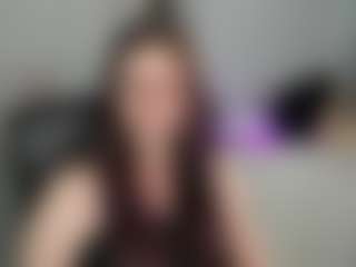 Live cam show with emmaTease94 - Toes on Camsoda