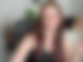Live cam show with emmaTease94 - Footjob on Camsoda