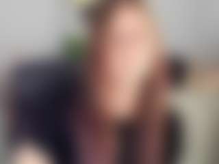 emmaTease94's Live Sex Cam Show