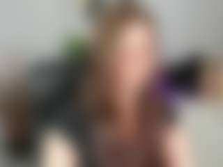 Live cam show with emmaTease94 - Toes on SpankPalCams