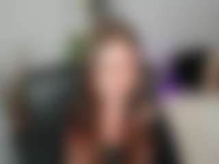 Live cam show with emmaTease94 - Flirt on Dolls Live