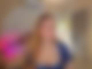 Live cam show with Mellisa - Strip on Mixed Magazine Live