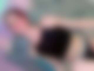 AnnabelleQueen's Live Sex Cam Show