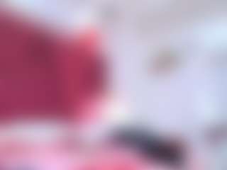 Live cam show with GirlAmada - Granny on TeamSkeetLive
