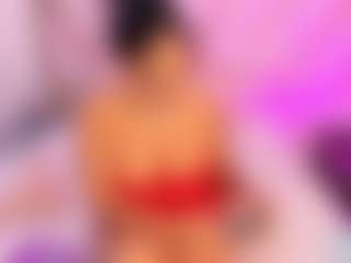 Live cam show with Mariana Santos - Ebony on SquirtSoMuch