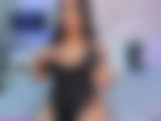 Live cam show with Mariana Santos - Girly on TeamSkeetLive