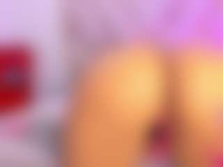 Live cam show with Mariana Santos - Ebony on sexylive.show | colombia