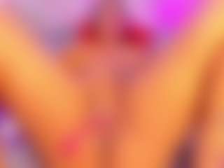 Live cam show with Mariana Santos - Oil on Camsoda