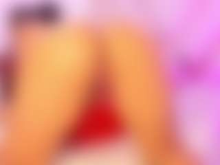 Live cam show with Mariana Santos - Brown Eyes Black on Camsoda