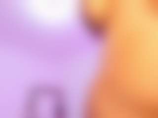 Live cam show with Mariana Santos - Double Penetration on TeamSkeetLive