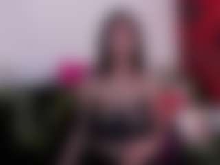 Live cam show with Aly Roses - Oil on mypornchat.com