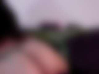 Live cam show with Aly Roses - Smoke on Cam Slut
