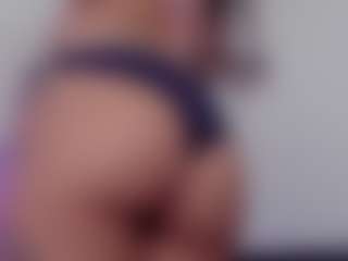 Aly Roses's Live Sex Cam Show