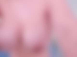 candyxtreo's Live Sex Cam Show