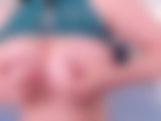 candyxtreo's Live Sex Cam Show
