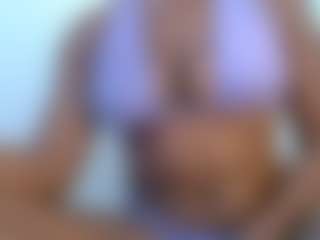 Live cam show with pinkrosaaa - Bush on AdultVida.com