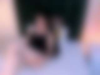 Live cam show with CelesteFord - Solo on camwithhim.com