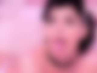 Live cam show with KylieMonet - Portuguese on CamClone