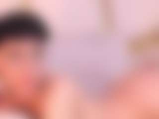 Live cam show with KylieMonet - White on Camsoda