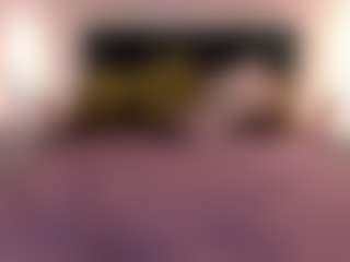Live cam show with missAngellinaA - Average on SpankPalCams