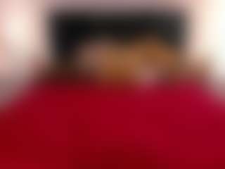 Live cam show with missAngellinaA - Facial Piercings on AdultVida.com